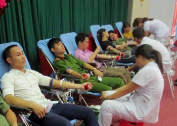 Hiến máu tình nguyện tại thị xã Phú Thọ