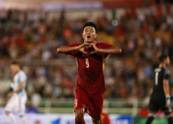 Tiền đạo Hà Đức Chinh