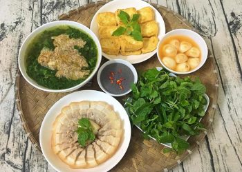 Mâm cơm hấp dẫn của nữ kế toán ở Phú Thọ