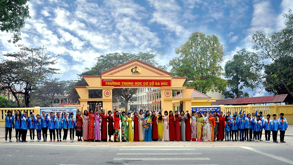 Trường THCS Sa Đéc, thị xã Phú Thọ