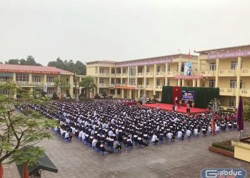 Hội thảo “Khởi nghiệp trong thời đại 4.0” tại trường THCS Hùng Vương, thị xã Phú Thọ