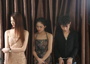 Bắt giữ nhóm kiều nữ ở Phú Thọ đang bay lắc cùng đại gia với ma túy và nhiều vũ khí nóng