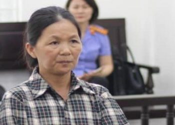 Một phụ nữ ở Phú Thọ phải đứng trước vành móng ngựa vì “móc tiền” quà ốm của cụ bà 90 tuổi