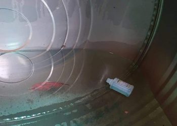 Phú Thọ: Điều tra vụ ném thuốc diệt cỏ vào bể nước khiến cả gia đình nhập viện vì ngộ độc