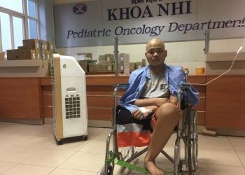 Phú Thọ: Chồng mất vì điện giật, góa phụ đau đớn nhìn con trai ung thư phải cắt bỏ chân