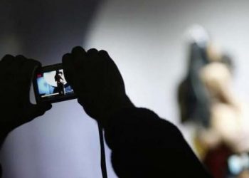 Cẩm Khê: Khởi tố đối tượng quay clip tống tiền bạn tình đồng tính sau khi ân ái