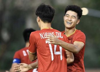 Hà Đức Chinh là cầu thủ đầu tiên lập hat-trick dưới thời HLV Park Hang Seo