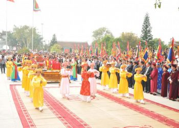 Hơn 800 nghệ nhân, diễn viên tham gia trình diễn Tín ngưỡng thờ Mẫu