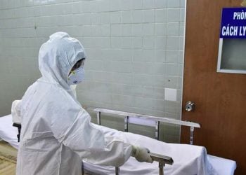 Bệnh nhân thứ 13 ở Việt Nam dương tính với virus corona