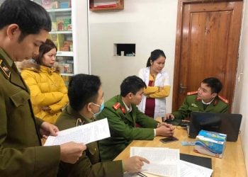 Thanh Ba: Xử phạt hiệu thuốc 9,5 triệu đồng vì không niêm yết giá