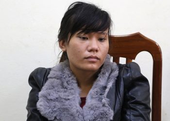 Nữ quái quê Phú Thọ vận chuyển 6 kg ma túy đá bằng taxi