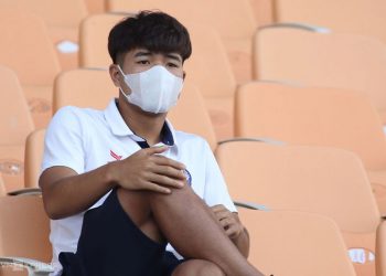 Hà Đức Chinh: Sẽ rất nguy hiểm đến tính mạng nếu tiếp tục chơi bóng