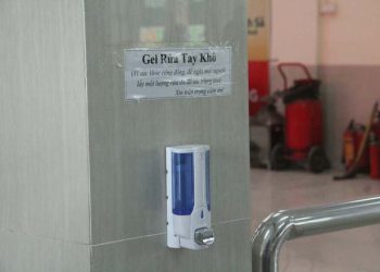 Phú Thọ: Trộm hết nước rửa tay trong viện về để “phòng dịch COVID-19”