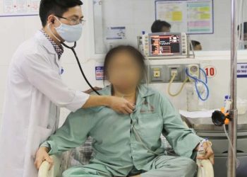 Bỗng dưng khó thở, tức ngực, người phụ nữ phát hiện bị ung thư phổi di căn