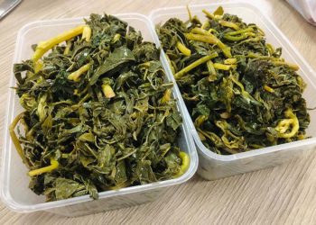 Bán rau sắn muối chua kiếm hơn chục triệu đồng mỗi tháng