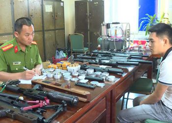 Công an Việt Trì xử lý đối tượng tàng trữ, mua bán trái phép vũ khí