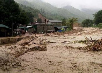 Cảnh báo thời tiết nguy hiểm bão “chồng” bão, lũ kép dị thường tại Việt Nam