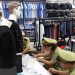 Xử phạt 16 triệu đồng vi phạm kinh doanh quần áo giả mạo nhãn hiệu