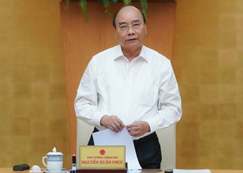 Thủ tướng Nguyễn Xuân Phúc: Phú Thọ cần chuyển dịch mạnh mẽ cơ cấu kinh tế với tầm nhìn dài hạn