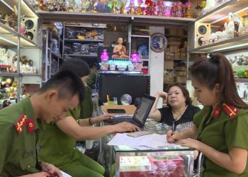 Công an Phú Thọ tạm giữ hơn 350kg sản phẩm chay vi phạm vệ sinh ATTP