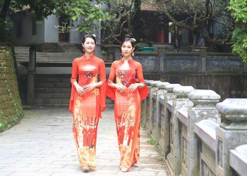 Bộ sưu tập áo dài “Di sản Đền Hùng”