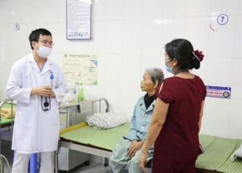 Bệnh viện tỉnh Phú Thọ cứu sống cụ bà bị nhồi máu cơ tim cao tuổi nhất Việt Nam