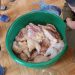 Phụ huynh tố thịt gà ôi thiu đưa vào trường mầm non Hương Xạ, huyện Hạ Hòa, Phú Thọ
