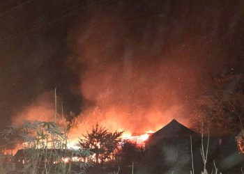 “Bà hỏa” thiêu rụi toàn bộ nhà xưởng thu mua mây tre ở Cẩm Khê, Phú Thọ