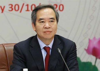 Uỷ viên Bộ Chính trị, ông Nguyễn Văn Bình bị kỷ luật cảnh cáo