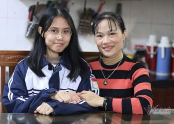 Bộ trưởng Bộ GD-ĐT tặng bằng khen Cô giáo Phú Thọ nuôi dạy học sinh đoạt giải Olympic quốc tế