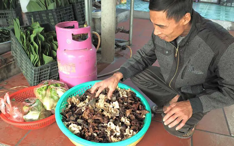 Lựa Chọn Nguyên Liệu Làm Bánh Tẻ Hà Thạch