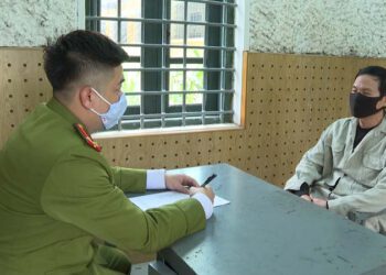 Công an thành phố Việt Trì khởi tố đối tượng chống người thi hành công vụ