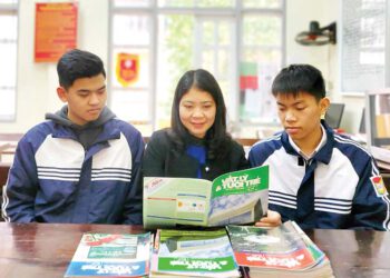 Đôi bạn ở Phú Thọ cùng đạt giải Nhì môn Vật lý Quốc gia