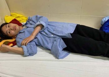 Phú Thọ: Xót xa người phụ nữ vừa sinh con xong bị ung thư cột sống, vì nghèo đành hoãn việc điều trị