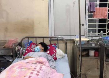 Nữ sinh lớp 10 ở Phú Thọ bị gia đình người yêu cũ hành hung phải nhập viện