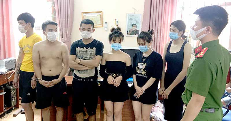 Hơn 40 thanh niên nam, nữ "bay lắc" ở nhiều phòng VIP quán karaoke ở Phú Thọ