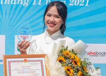 3 nữ sinh được vinh danh Đại sứ Văn hóa đọc tiêu biểu 2021