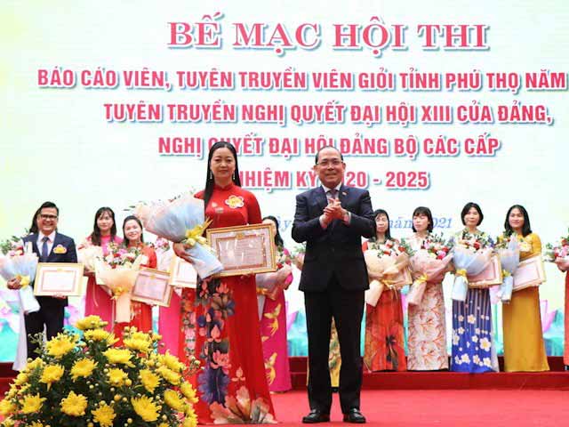 Phú Thọ: Cô giáo Nguyễn Thị Minh Thịnh đoạt giải nhất thi báo cáo viên, tuyên truyền viên giỏi cấp tỉnh