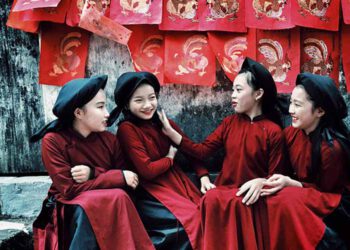 Trong nền văn hóa dân gian Đất Tổ (Nguyễn Hữu Nhàn)