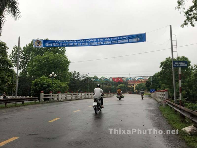 Cầu Trắng - thị xã Phú Thọ: Hình ảnh năm 2019