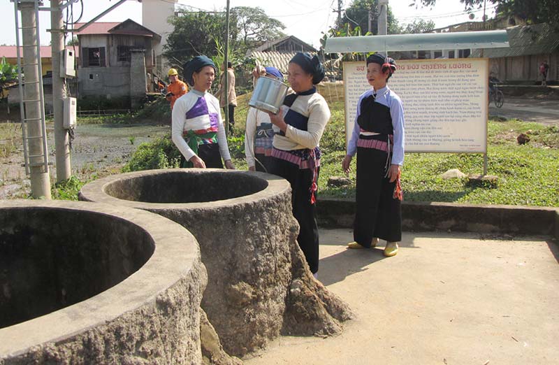 Giếng đôi là nơi cung cấp nước sinh hoạt cho người dân Chiềng Luông.