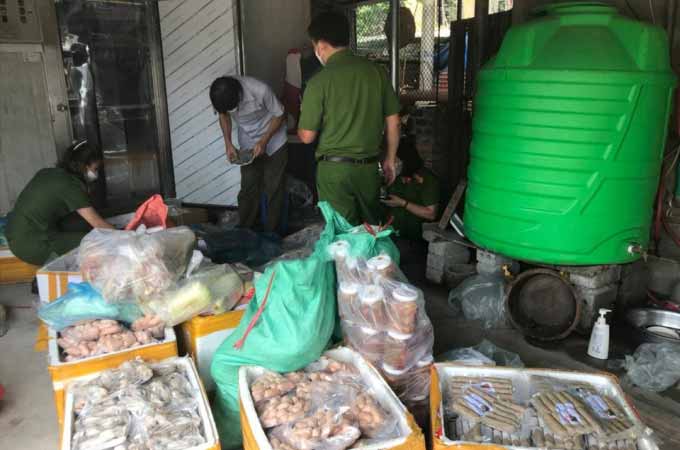 Phú Thọ: Phát hiện hơn nửa tấn thực phẩm không rõ nguồn gốc