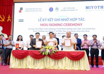 Trường Cao đẳng Y tế Phú Thọ ký kết ghi nhớ hợp tác phát triển chương trình điều dưỡng làm việc tại nước Cộng hòa liên bang Đức