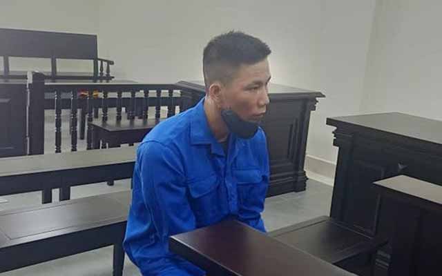 Lái xe taxi người Phú Thọ vào tù vì đánh, cướp tiền của hành khách